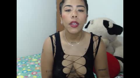 Ninapalmer online show from 01.05.25