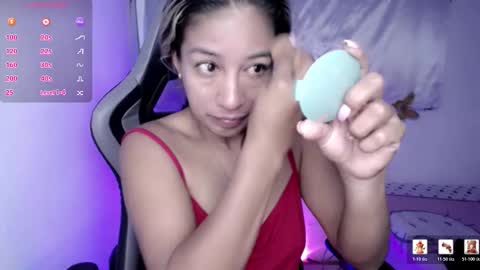 Snapshot of ninatinydoll1 chatting on 02.20.26 ninatinydoll1 online show from 02.20.26