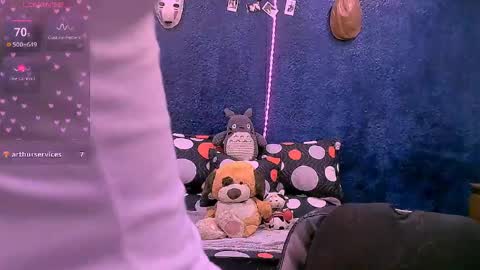 Nina online show from 04.22.26