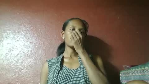 ninie246746 online show from 02.20.25