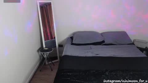 Ninimoon online show from 12.23.24