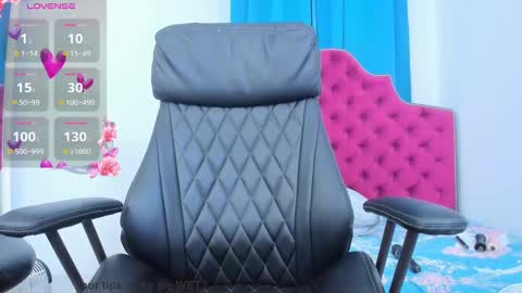 nina dee online show from 02.21.25