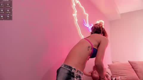 Ninna  online show from 10.28.25