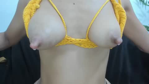 Snapshot of nippx_big chatting on 03.09.25 ANTO online show from 03.09.25