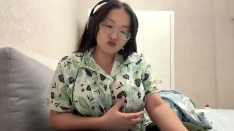 Nira online show from 04.15.26