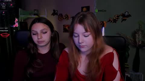 Snapshot of niri_vex chatting on 10.27.25 niri_vex online show from 10.27.25