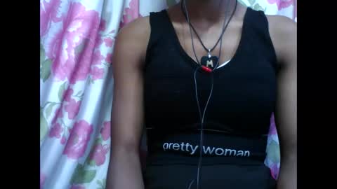 Snapshot of nirinahfy chatting on 11.15.25 nirinahfy online show from 11.15.25