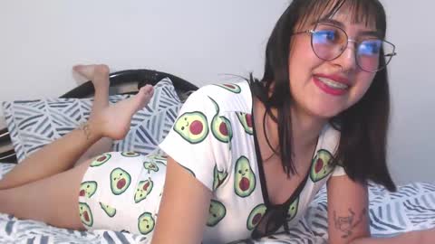 Snapshot of nirit3183 chatting on 01.14.25 Daph J online show from 01.14.25