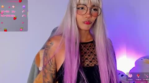 Nix  online show from 10.22.25