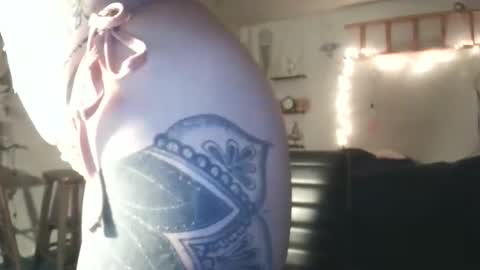 No face online show from 04.22.26