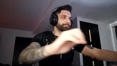 no_name_n33d online show from 02.06.25