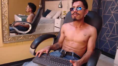 Snapshot of noaahtylor chatting on 02.09.26 Noah online show from 02.09.26