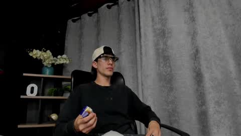 Noah Brigth online show from 02.27.25