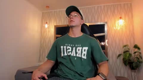 Snapshot of noah_clarkk chatting on 03.16.26 Noah online show from 03.16.26