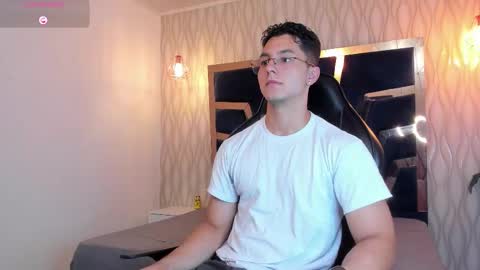 Snapshot of noah_clarkk chatting on 03.17.26 Noah online show from 03.17.26