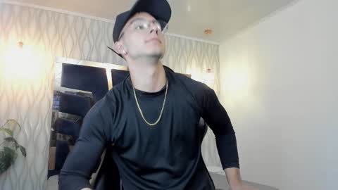 Snapshot of noah_clarkk chatting on 03.23.26 Noah online show from 03.23.26