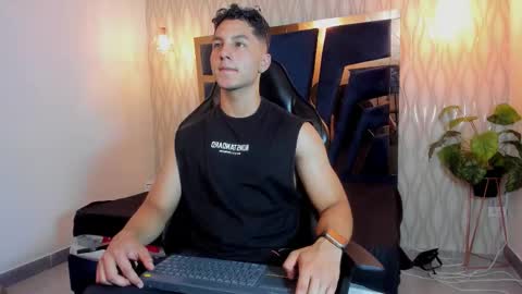 Snapshot of noah_clarkk chatting on 03.28.26 Noah online show from 03.28.26