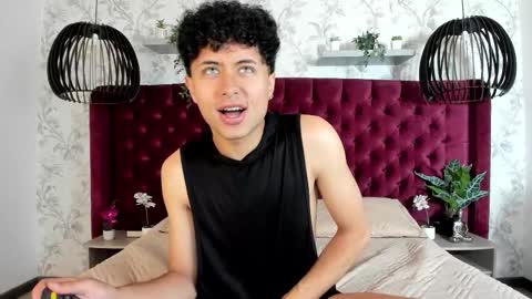 noah_dupont_ online show from 09.12.25