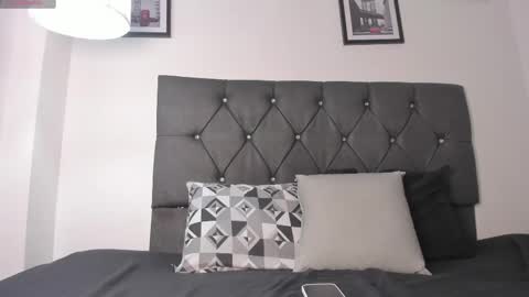 noah_johes online show from 04.14.26