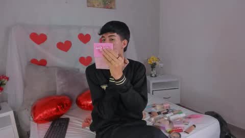 Snapshot of noah_lewiss chatting on 02.18.26 NOAH online show from 02.18.26