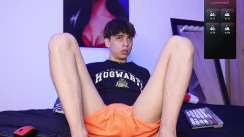 Snapshot of noah_loveboy chatting on 12.29.24 Noah online show from 12.29.24