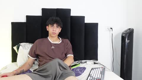 Snapshot of noah_loveboy chatting on 01.17.25 Noah online show from 01.17.25