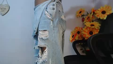 Snapshot of noah_miller7 chatting on 02.20.25 Noah Millers online show from 02.20.25