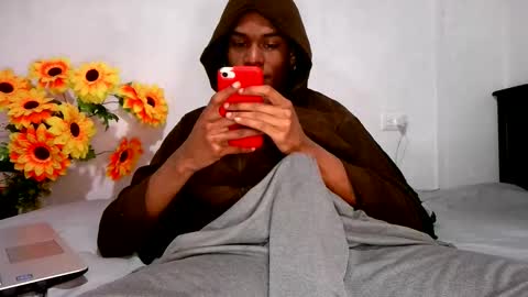 Snapshot of noah_miller7 chatting on 10.31.25 Noah Millers online show from 10.31.25