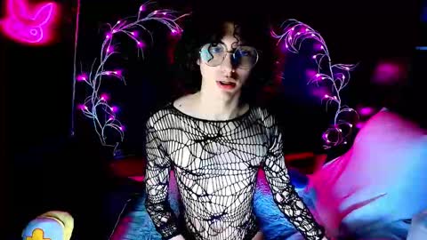 Noah Xtar online show from 09.29.25