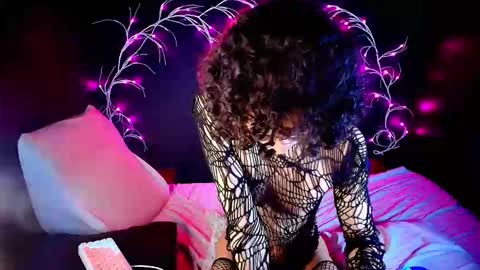 Noah Xtar online show from 10.12.25