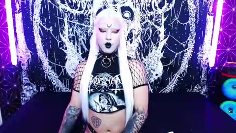 caroline online show from 05.21.26