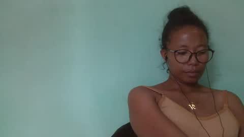 noellah online show from 03.03.25