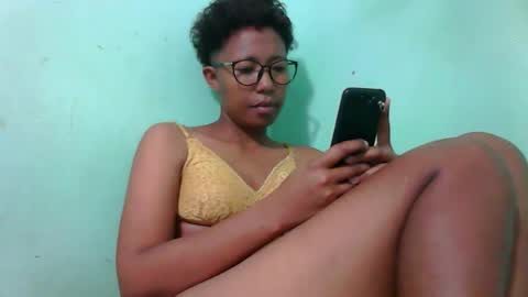 noellah online show from 09.19.25