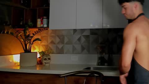 Snapshot of noha_miler chatting on 02.25.25 kevin online show from 02.25.25