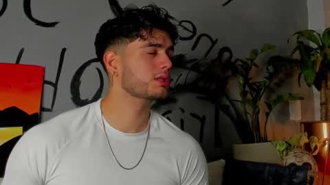 Snapshot of noha_miler chatting on 02.27.25 kevin online show from 02.27.25