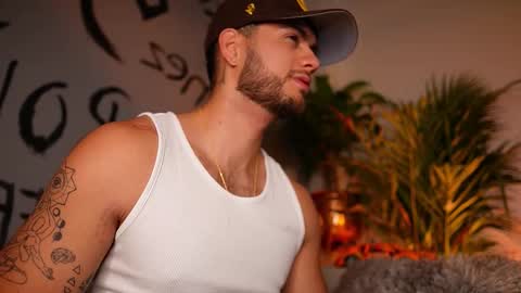 Snapshot of noha_miler chatting on 09.11.25 kevin online show from 09.11.25