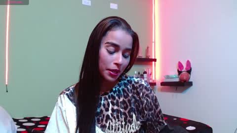 Noha Thomson online show from 02.02.25