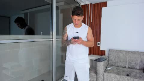 nohabennett7 online show from 04.07.26