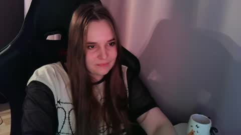 Snapshot of noir_ember_ chatting on 10.06.25 noir_ember_ online show from 10.06.25