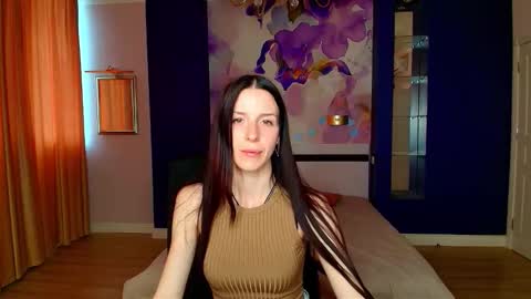 NoirDiva online show from 05.12.26