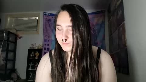 nonbinarybeauty20 online show from 02.19.25