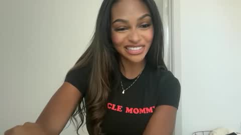 NoodsOverNudes online show from 02.22.26