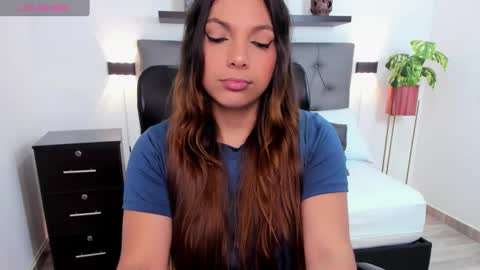 Snapshot of nora22xx chatting on 12.07.24 Nora online show from 12.07.24