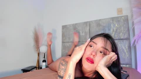 Snapshot of nora_dasilva chatting on 02.05.25 Nora Da Silva online show from 02.05.25