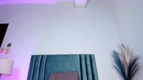 Snapshot of nora_dasilva chatting on 03.11.25 Nora Da Silva online show from 03.11.25