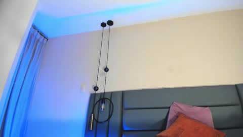 Snapshot of nora_dasilva chatting on 11.08.25 Nora Da Silva online show from 11.08.25