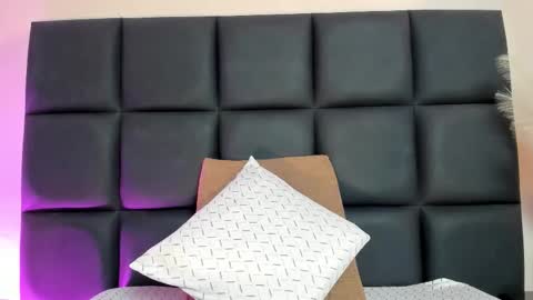 Nora Da Silva online show from 01.08.26