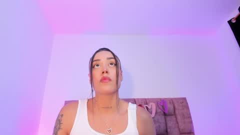 Nora Da Silva online show from 05.22.26