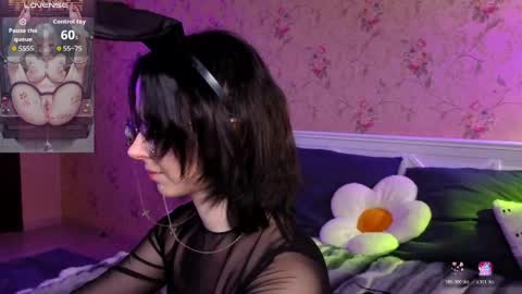 Nora Failure online show from 04.20.26