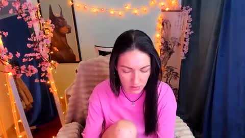 Nora online show from 02.11.26